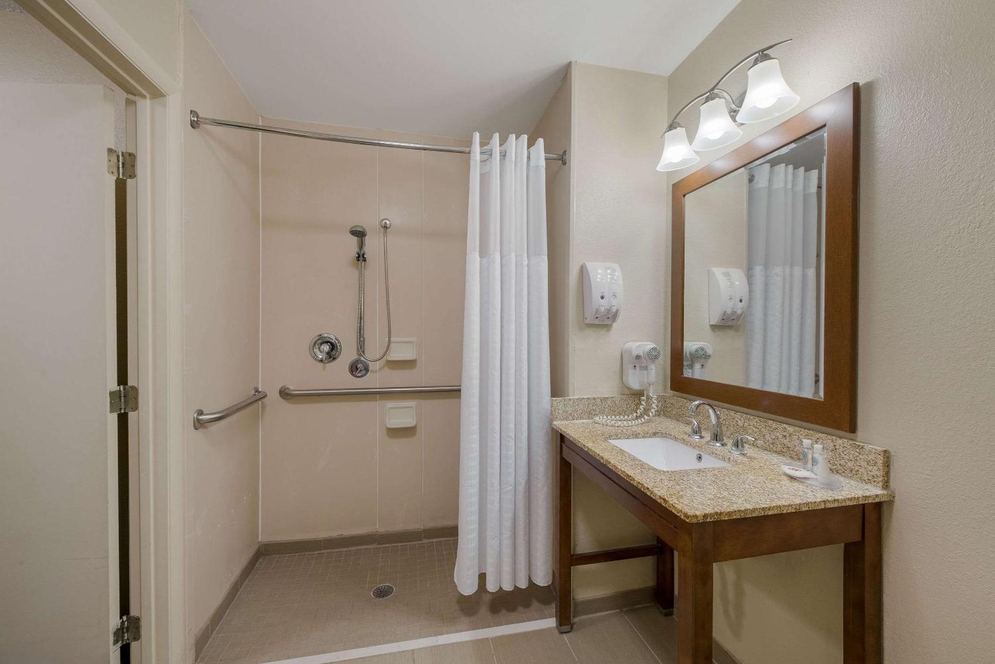 Comfort Inn Fayetteville I-95 Екстер'єр фото