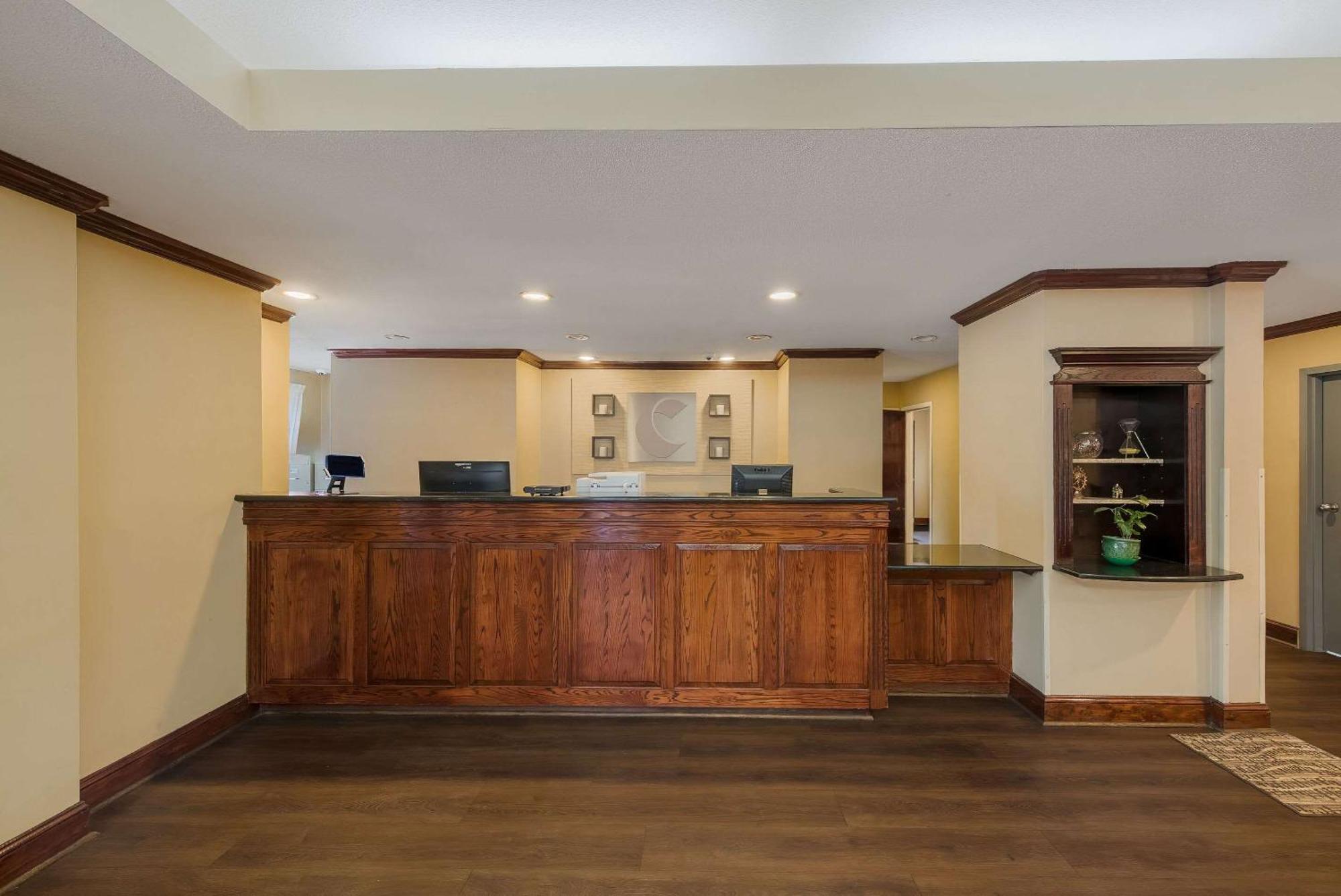 Comfort Inn Fayetteville I-95 Екстер'єр фото