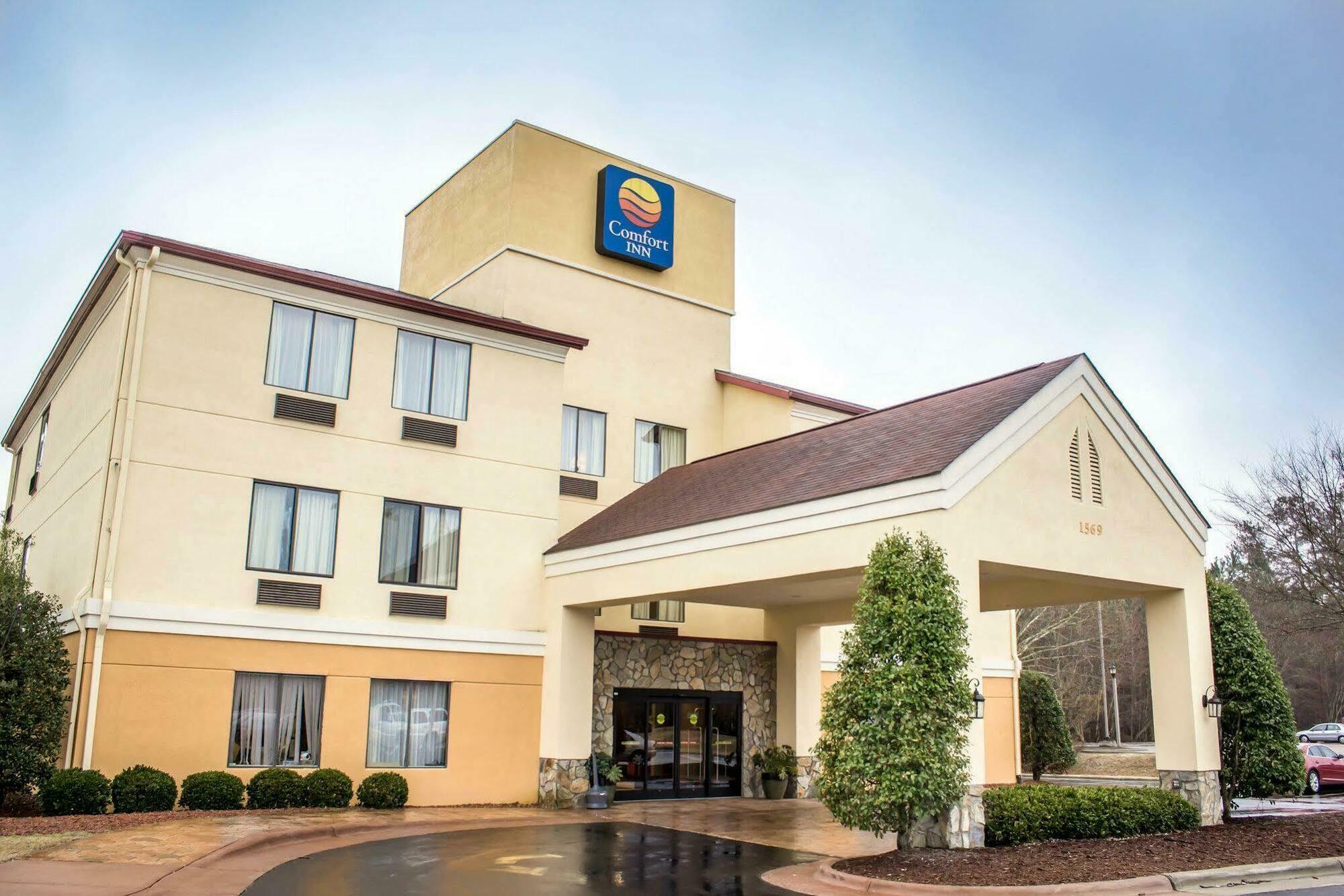 Comfort Inn Fayetteville I-95 Екстер'єр фото